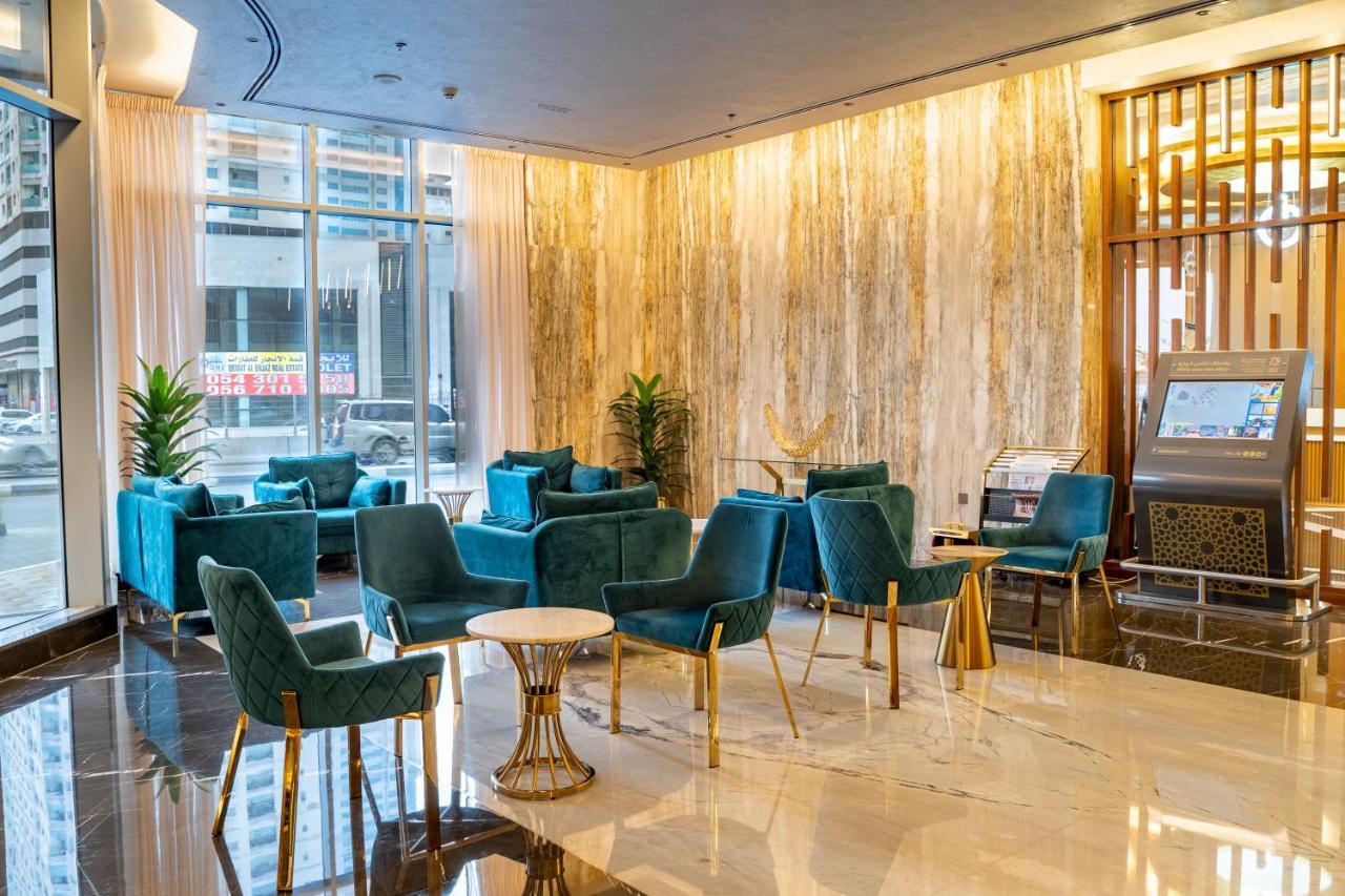 Luxe Grand Hotel Apartments Şarja Dış mekan fotoğraf Lobby